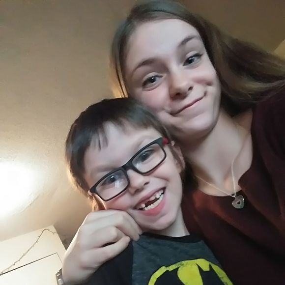 Meet your Posher, Jessica - Picture 1 of 1